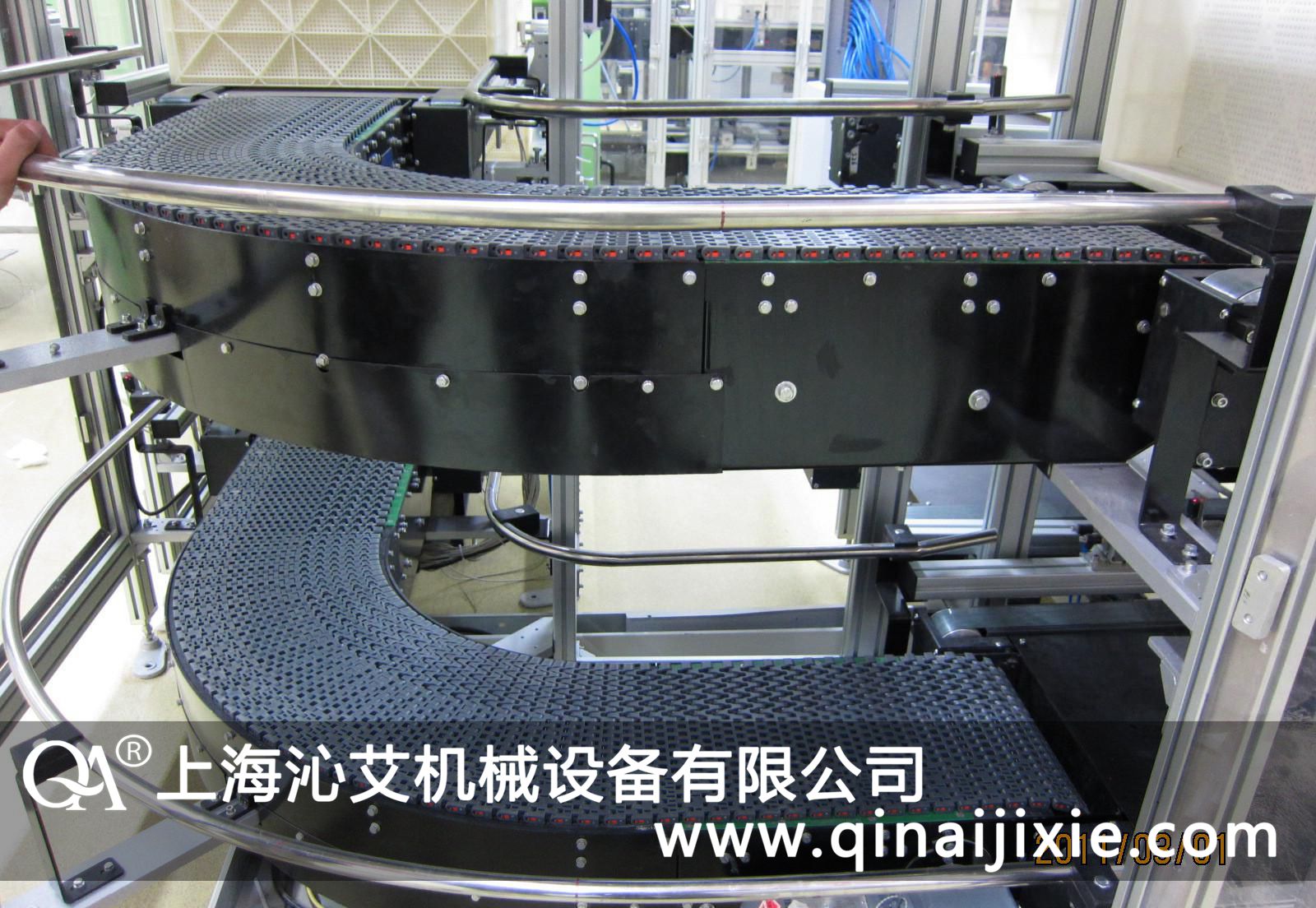 轉(zhuǎn)彎輸送機(jī)的類型和結(jié)構(gòu)形式有哪些 轉(zhuǎn)彎輸送機(jī)的類型和結(jié)構(gòu)形式有哪些